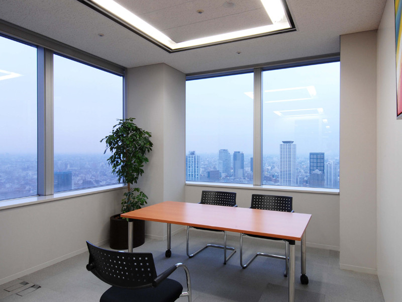 リージャス新宿パークタワーの画像「貸し会議室」