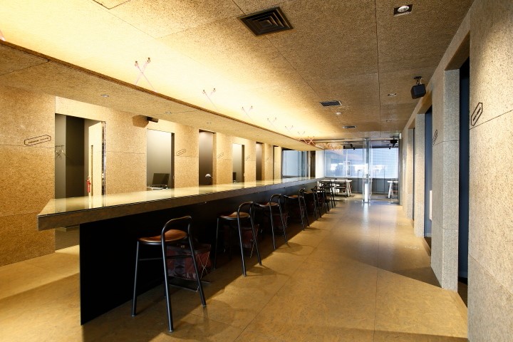 ワークスタイリング霞が関のオフィス内部の画像「カウンター席」