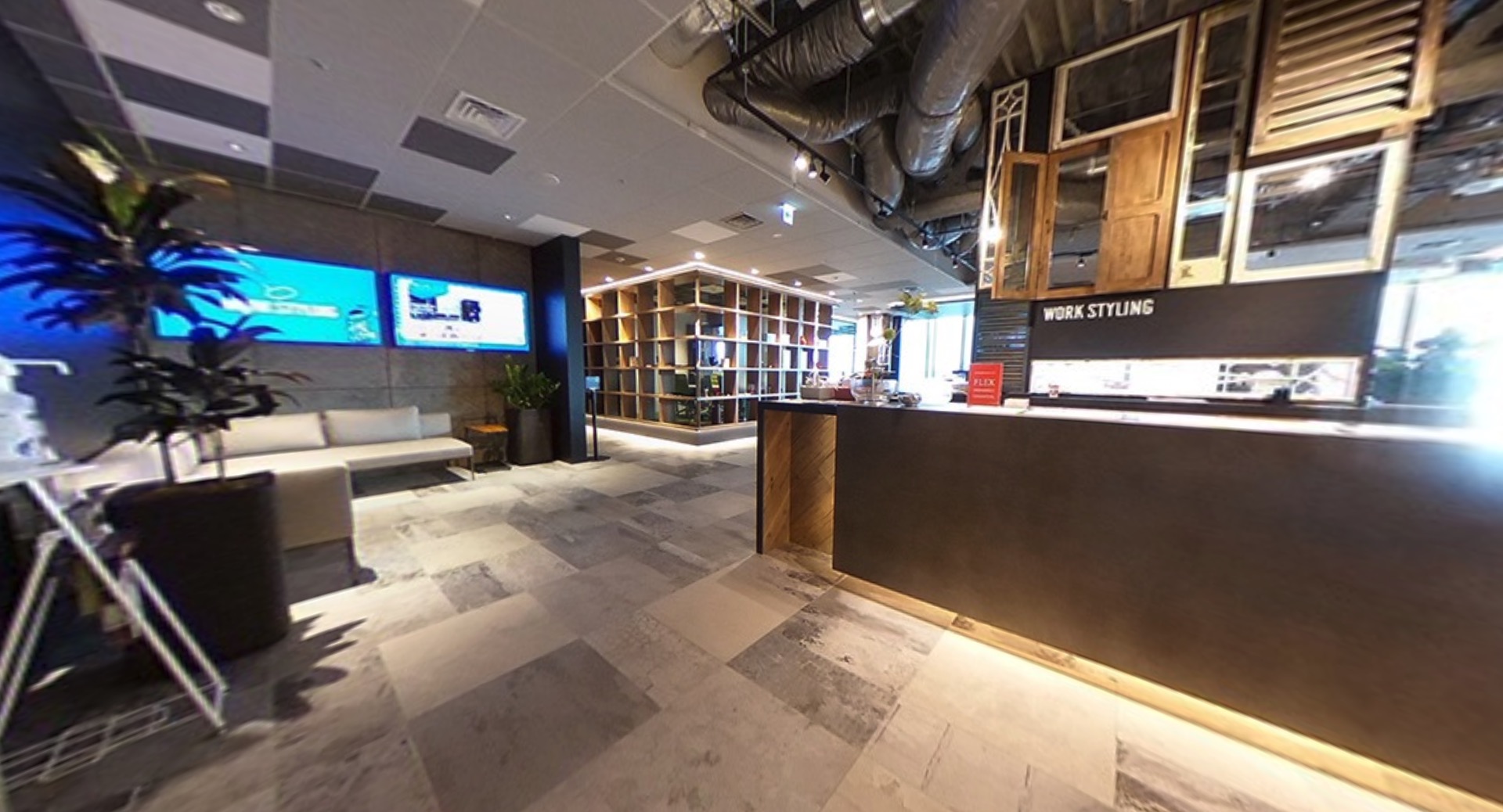 ワークスタイリング六本木ミッドタウンのオフィス内部の画像「フロント」