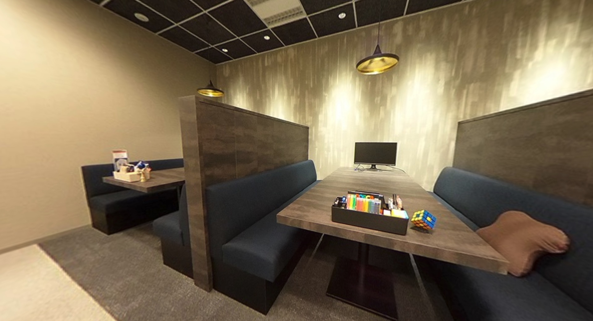 ワークスタイリング日本橋のオフィス内部の画像「ボックス席2」