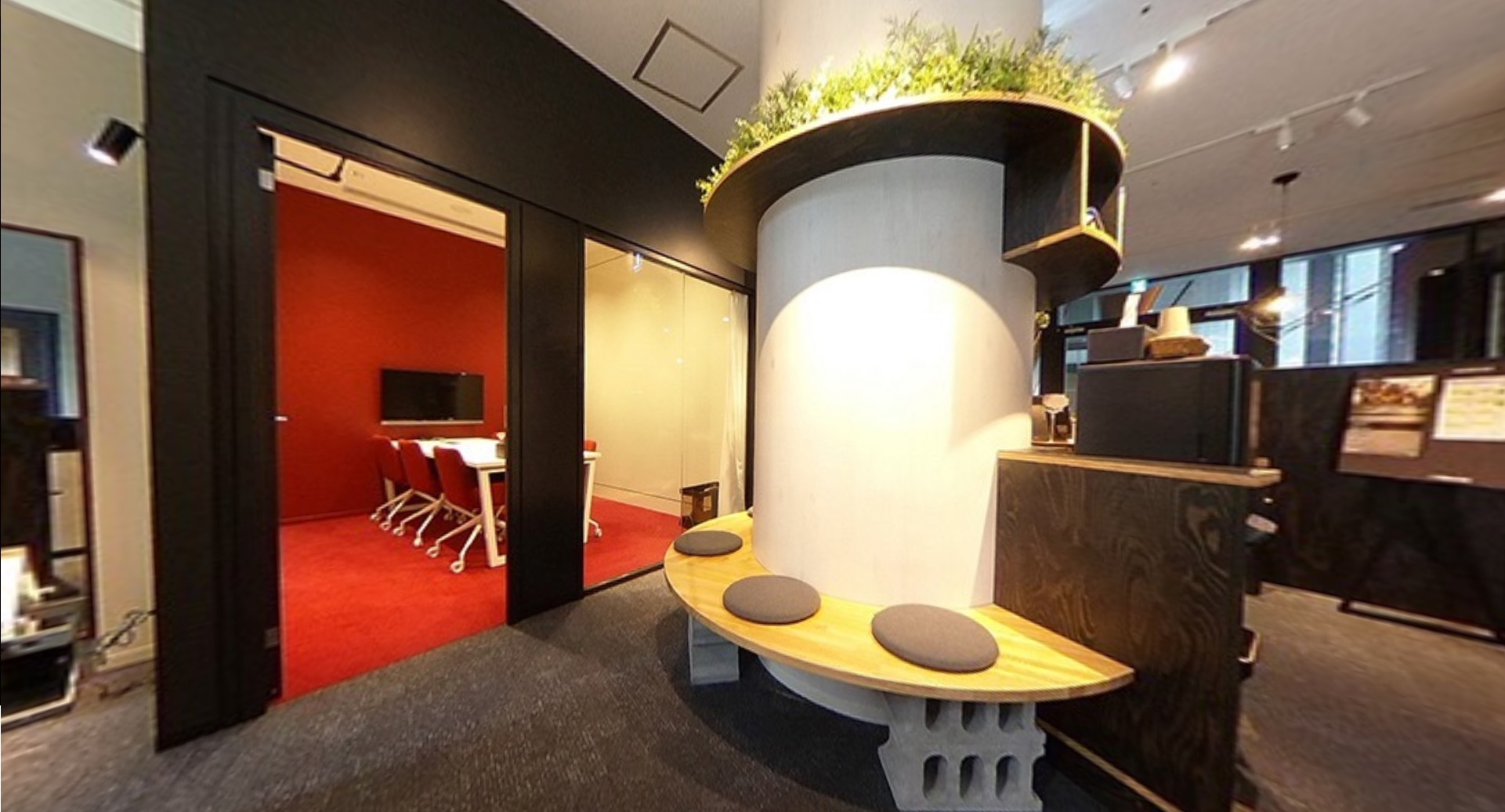 ワークスタイリング飯田橋のオフィス内部の画像「オープンスペース」